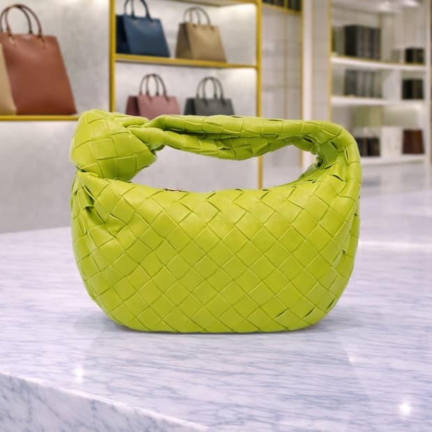 [A급] 보테가베네타 조디백 미니 판매합니다!!!