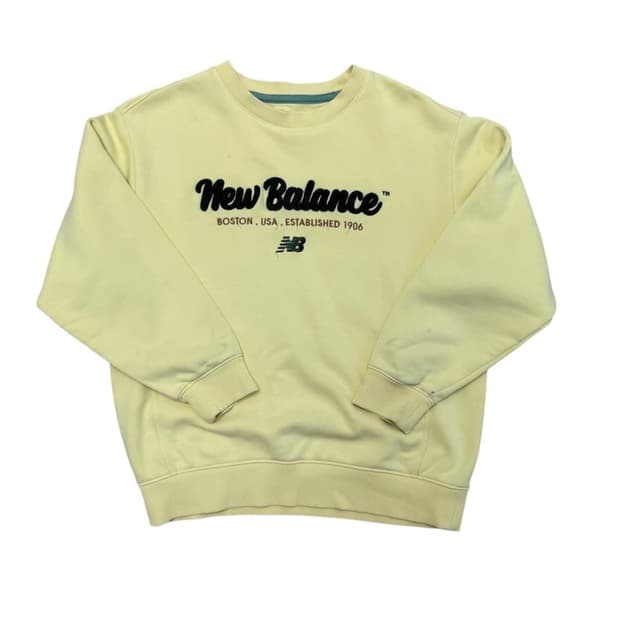 뉴발란스 맨투맨