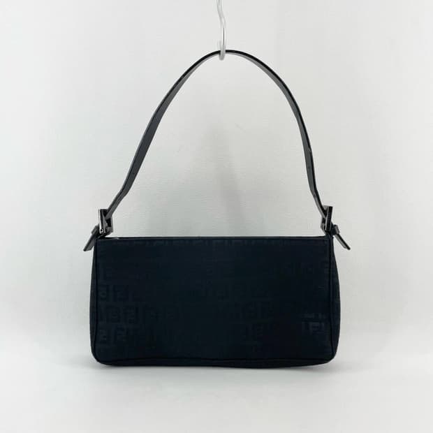 펜디 원 주키노 블랙 숄더백