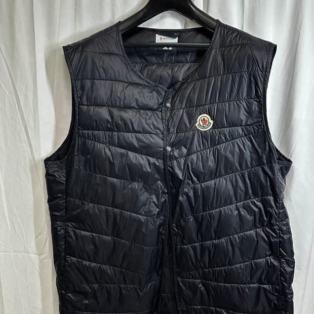 no.129  몽레어 블랙 패딩 조끼  110사이즈