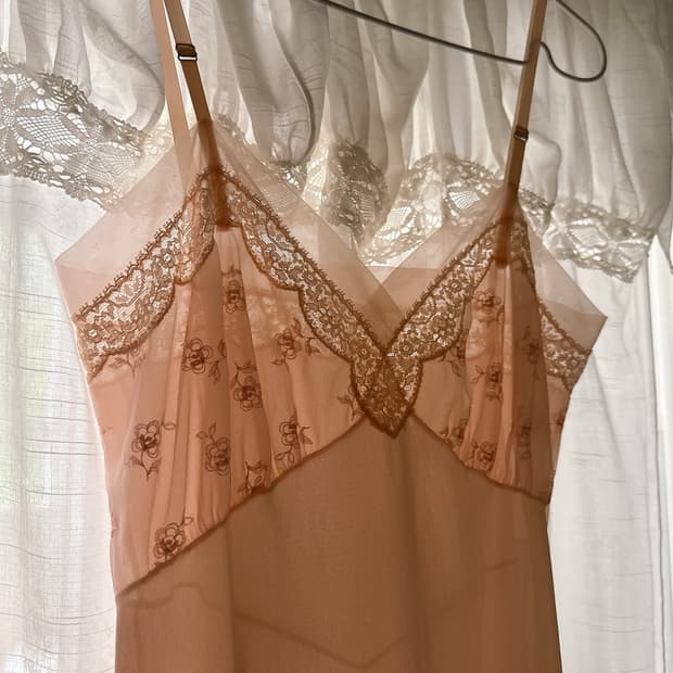 Vintage Apricot Lace slip dress 빈티지 슬립