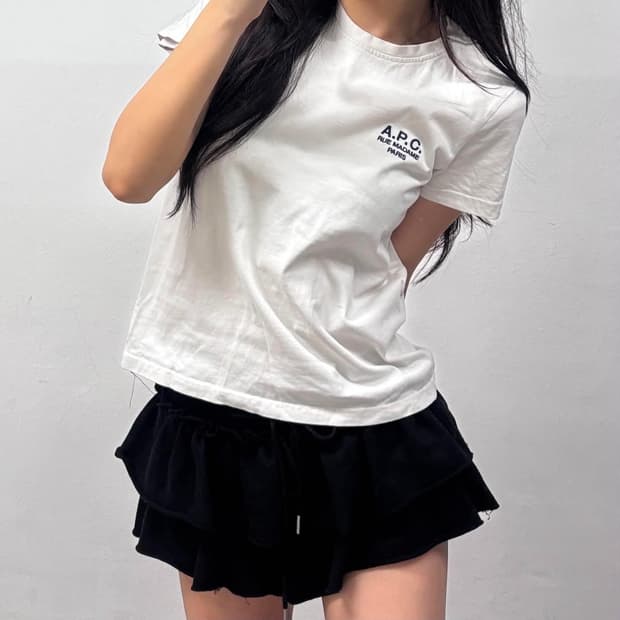 APC 아페쎄 화이트 걸즈 라운드 반팔 티셔츠(S)