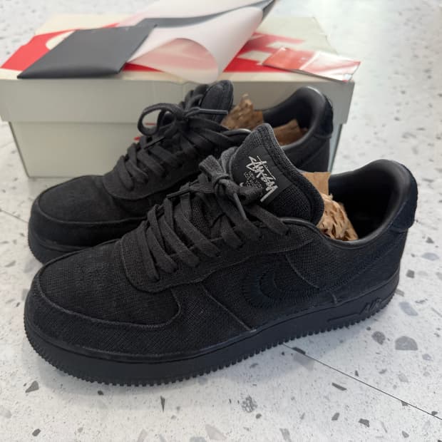 나이키X스투시 에어포스1 트리플블랙