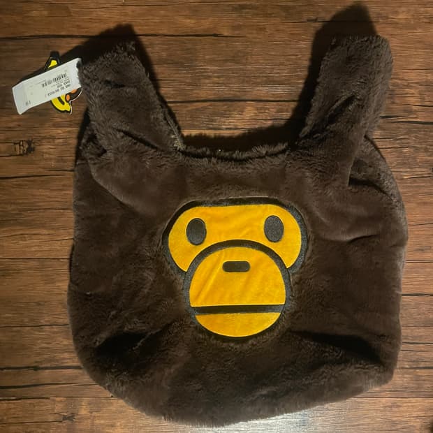 베이프 베이비 마일로 퍼 토트백