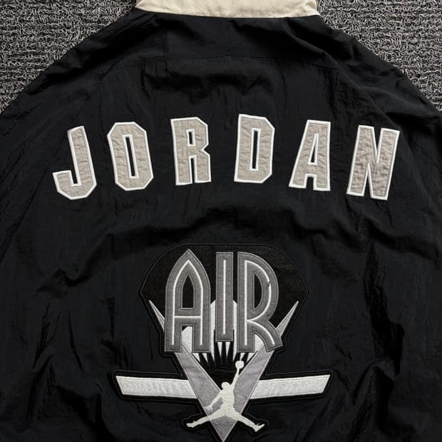 나이키 조던 레거시 플라이트 노스텔지아 바람막이 자켓 1931