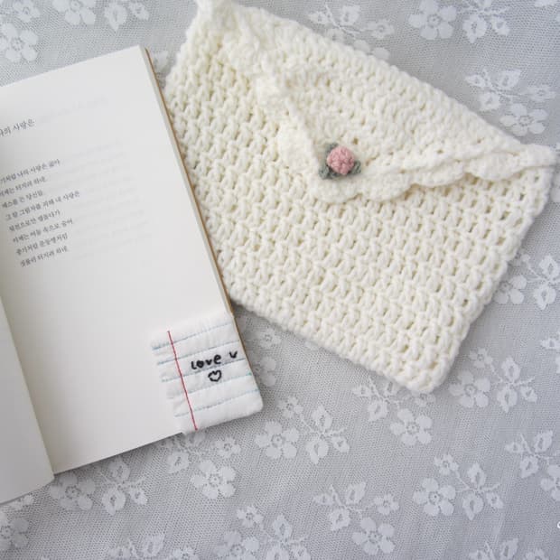 crochet book cover • book mark