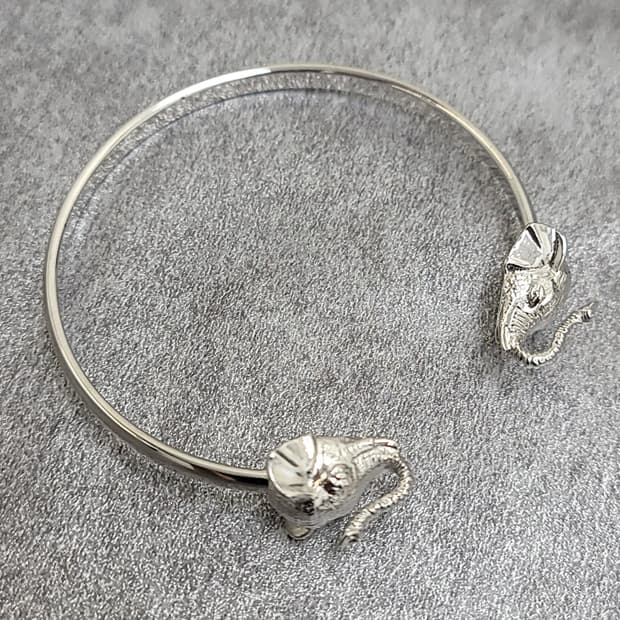 vintage bangle