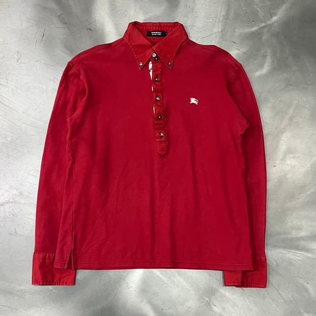  버버리 블랙라벨 기마로고 카라티 y14470