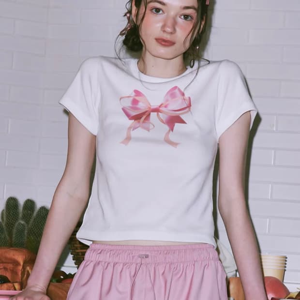 론론 Double ribbon slim crop t shirt white