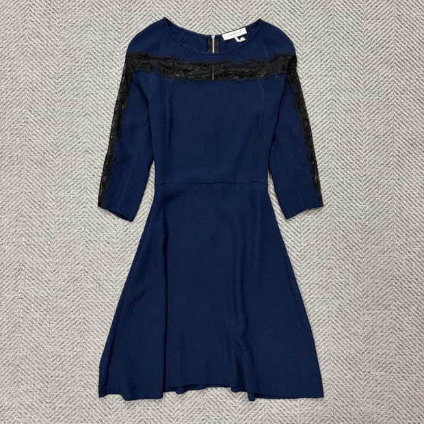 산드로 레이스 디테일 원피스 v1439 