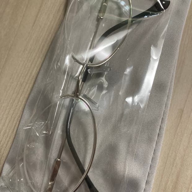 반무테 안경