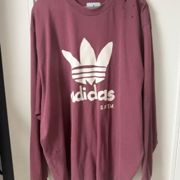 [L] 아디다스 X 송포더뮤트 콜라보 맨투맨 버건디