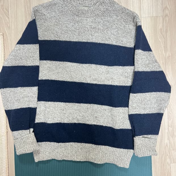 Usa 엘엘빈 스트라이프 라운드넥 니트(M)