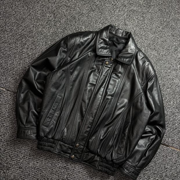 00s 빈티지 아카이브 카우하이드 가죽 봄버 자켓 2175