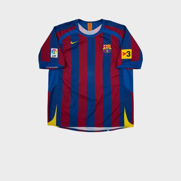 05-06 바르셀로나 홈 No.11 호나우지뉴