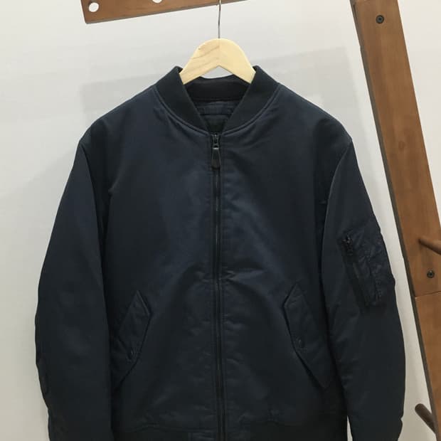 일본빈티지 유니클로 네이비 봄버패딩