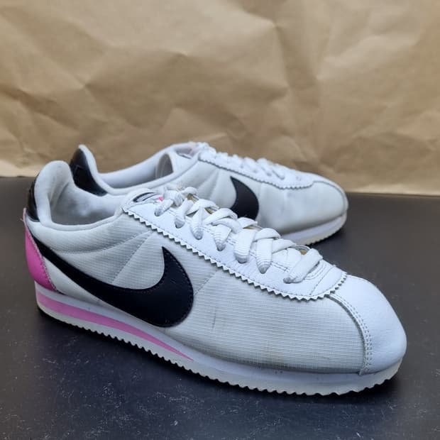 나이키 코르테즈 흰검핑 운동화250