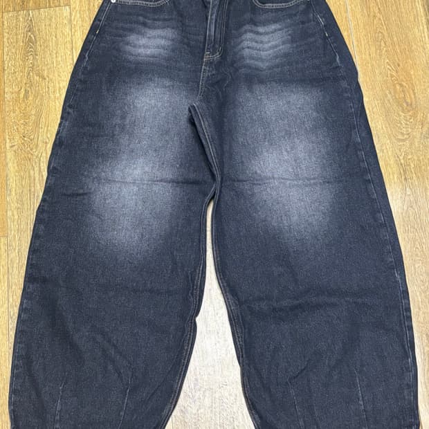 에잇세컨즈 벌룬핏 데님 팬츠 82