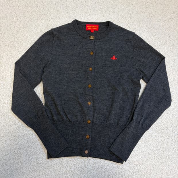 비비안웨스트우드 레드라벨 울 가디건