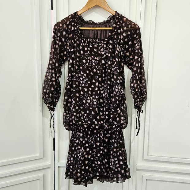 하트 패턴 쉬폰 미니 원피스