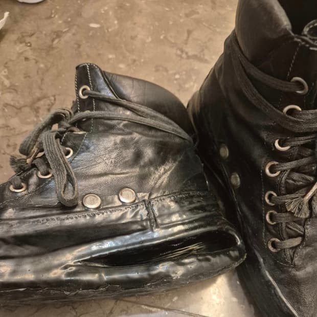 Ccp 유솔드립티타늄 스니커즈