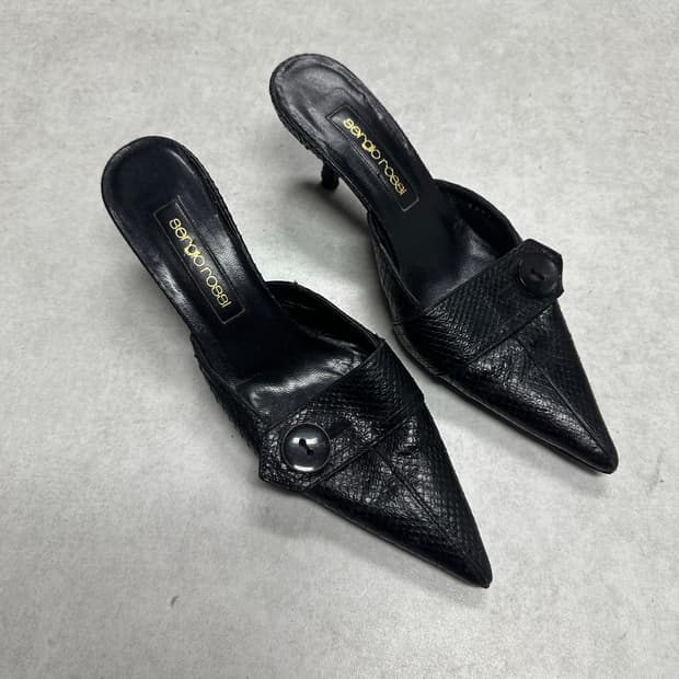 세르지오 로시 파이톤 버튼 힐