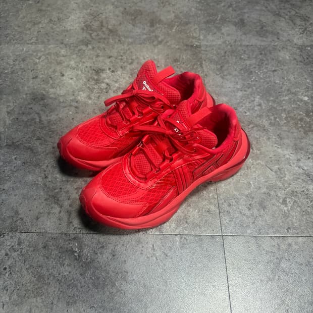 오니츠카타이거 tigtrail 240