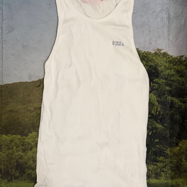 032c 나시 슬리브리스 민소매