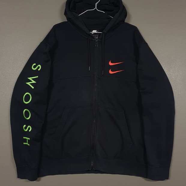110 (2XL) 나이키 더블 스우시 레터링 후드집업 블랙 레드 그린