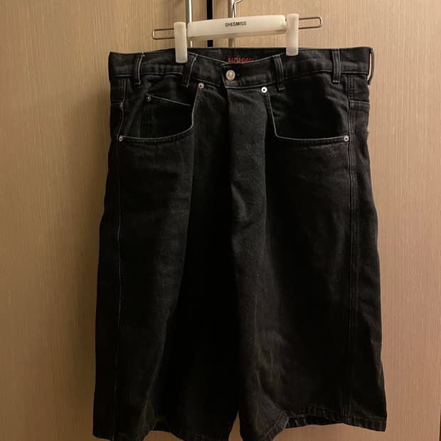 루단 플리츠 데님 쇼츠 32