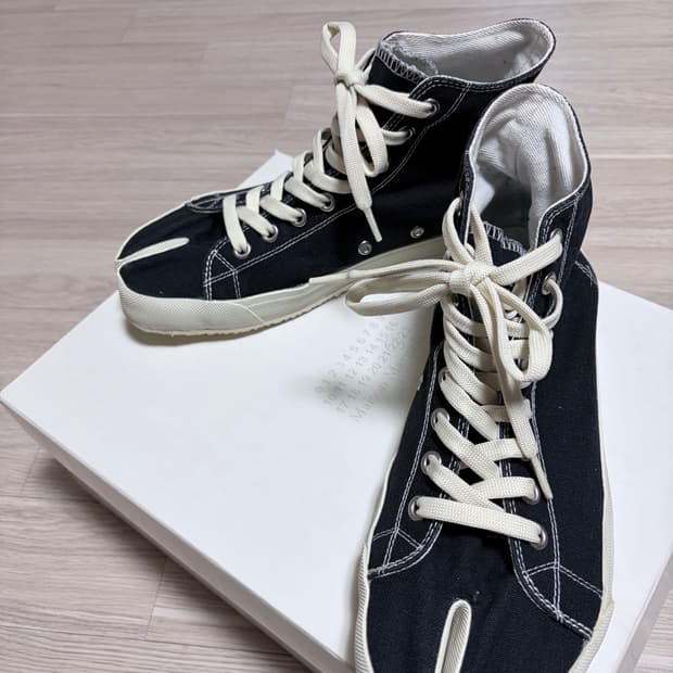 마르지엘라 타비 컨버스 43