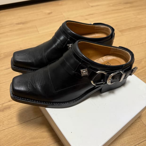 토가 비릴리스 웨스턴 뮬 42