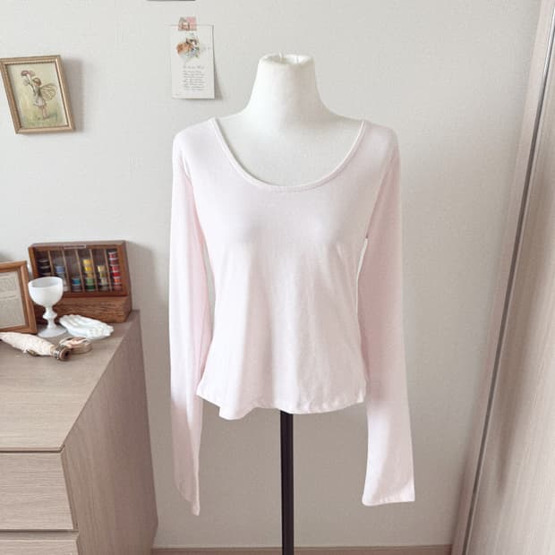 딸기우유 연핑크 긴팔티셔츠