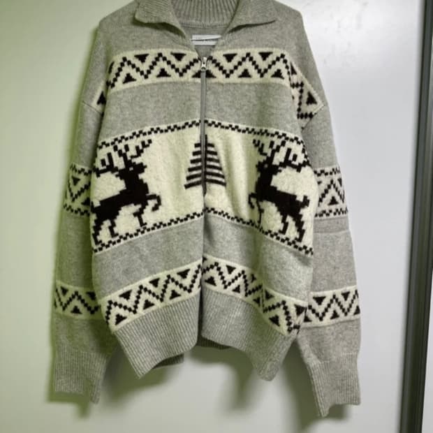 밀로아카이브 노블디어 코위찬 그레이