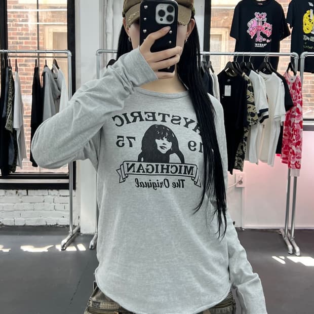 히스테릭 글래머 히스걸 롱슬리브