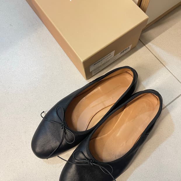 만수르가브리엘 램 발레리나 플랫 (37/240)