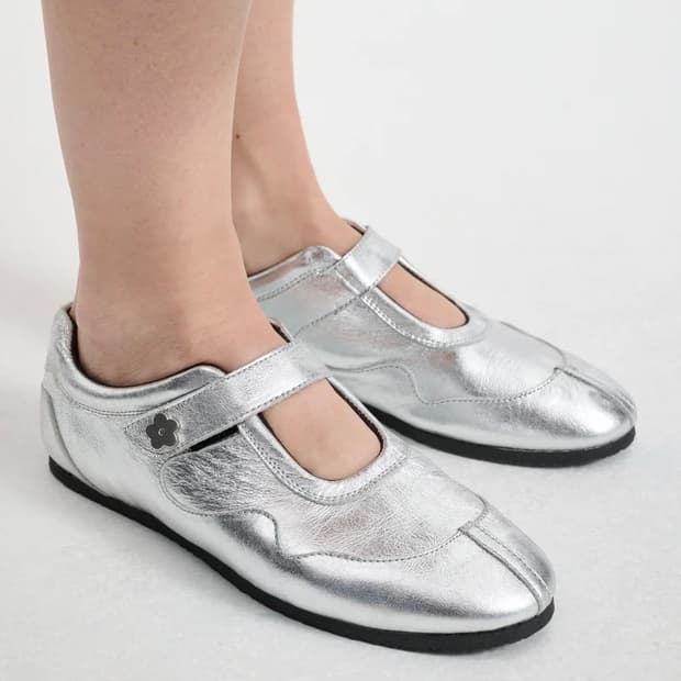 [36,37,38]세실리에 반센 26ss 코스모 스니커즈/실버