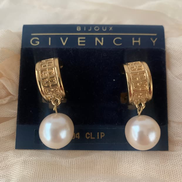 80s 지방시 4G모티브 클립형 귀걸이