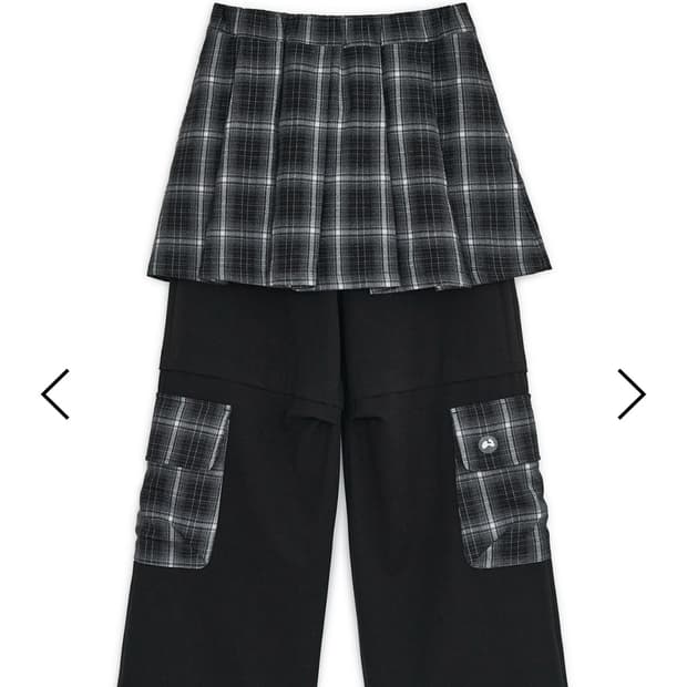 허유스 Check skirt layered cargo pants 블랙