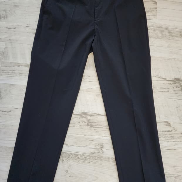 무신사 스탠다드 블랙 슬렉스 팜 34사이즈 테이퍼드핏 정장 바지 무탠다드