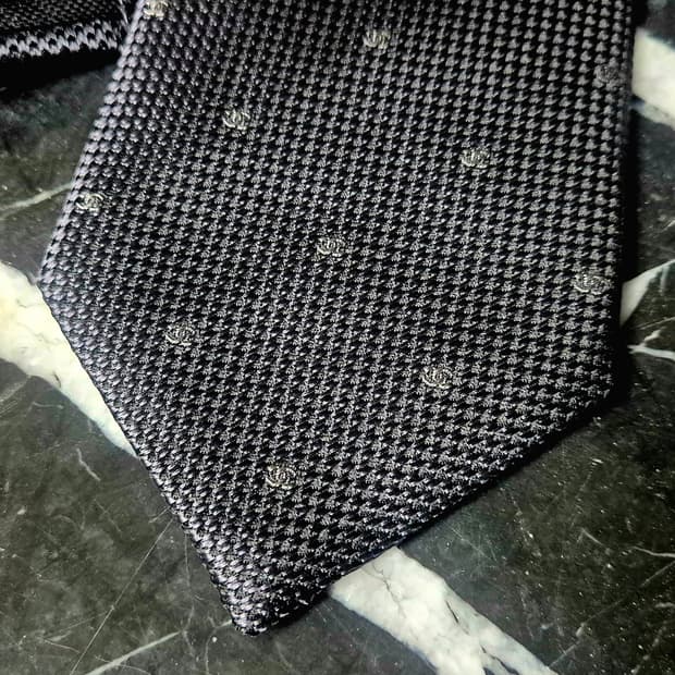 샤넬 타이 넥타이 네이비