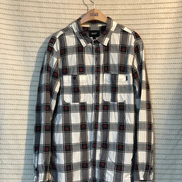 허프 블랙 화이트 체크 패턴 셔츠 L(100)