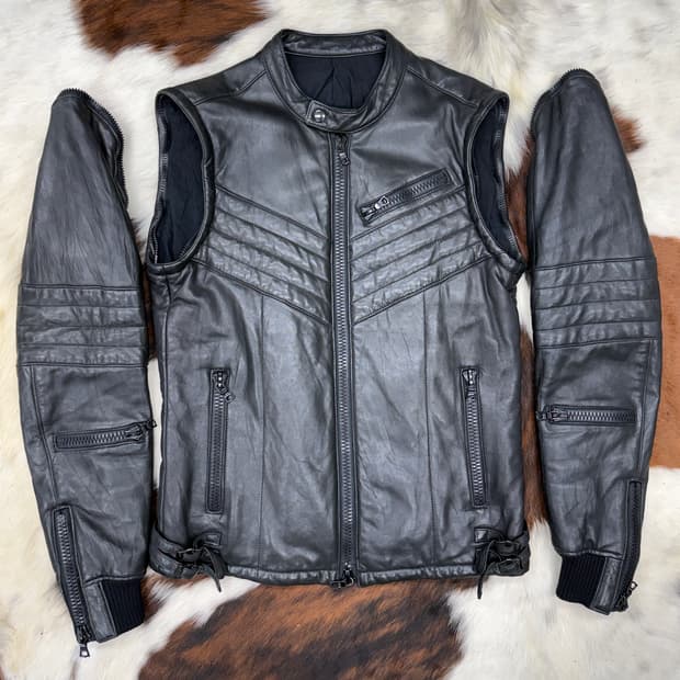 어태치먼트 모듈러 2웨이 라이더 자켓