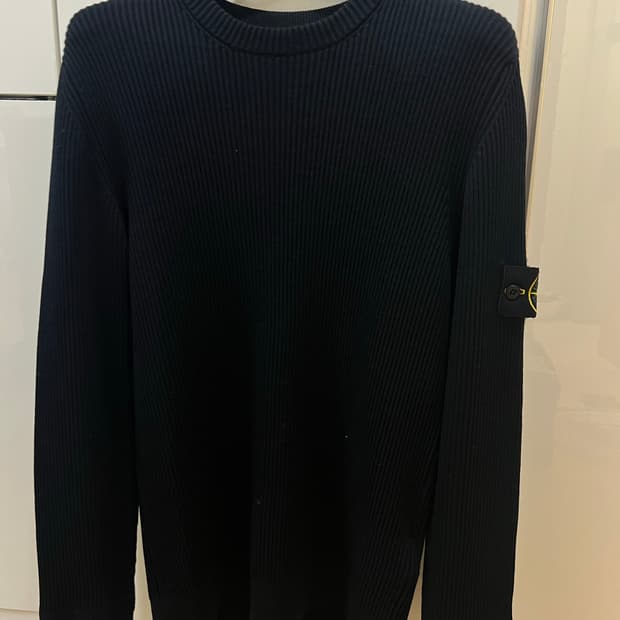 23fw 스톤아일랜드 골지니트 L (새상품급)