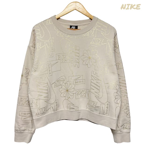 3819 나이키 로고 크롭 맨투맨