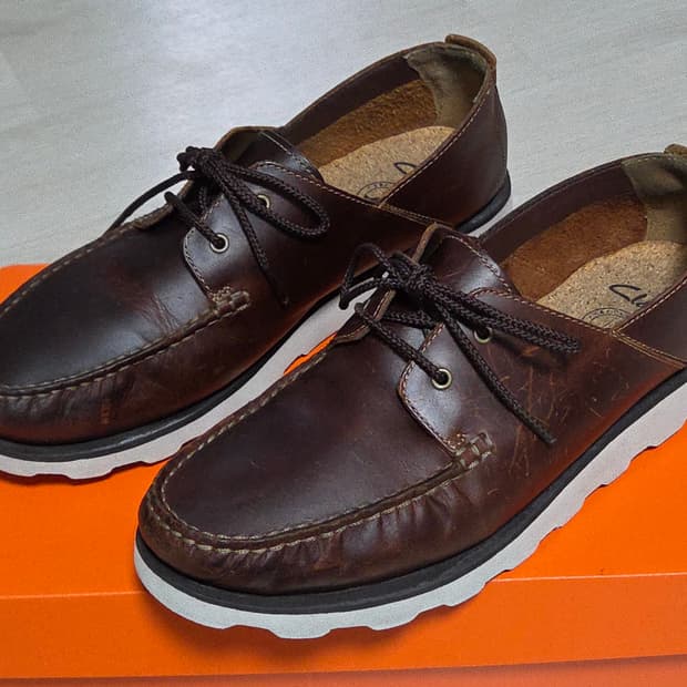 클락스 캐주얼화 보트 모카신 로퍼