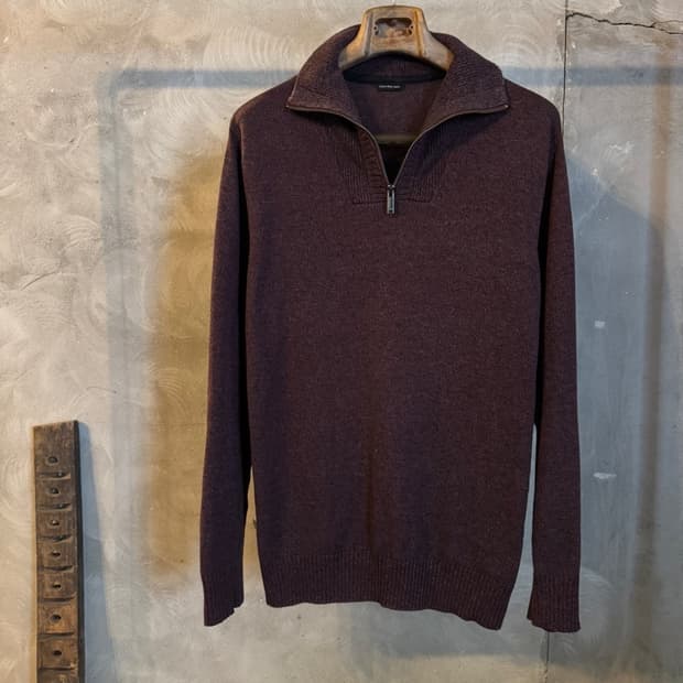 캘빈클라인 짚업 니트 100