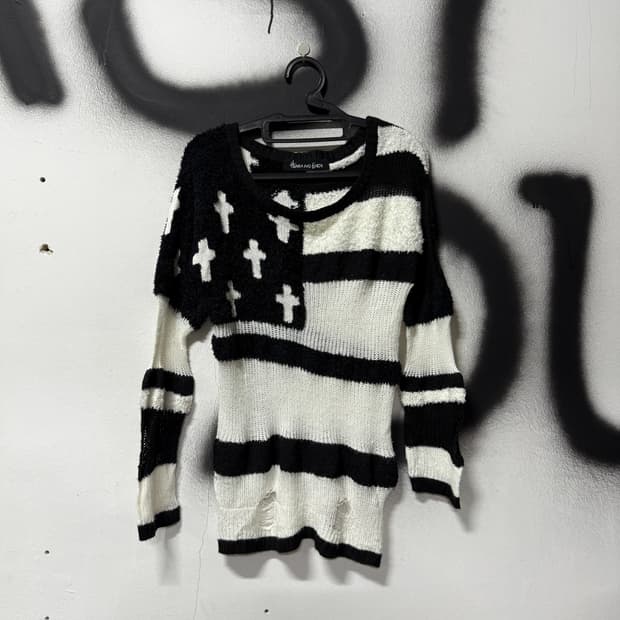 VTG 빈티지 고스펑크 십자가 패턴 데미지 퍼 니트