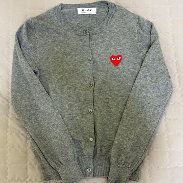 꼼데가르송 여성 가디건 그레이