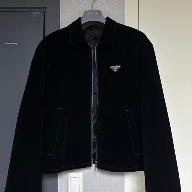 프라다 벨벳 자켓